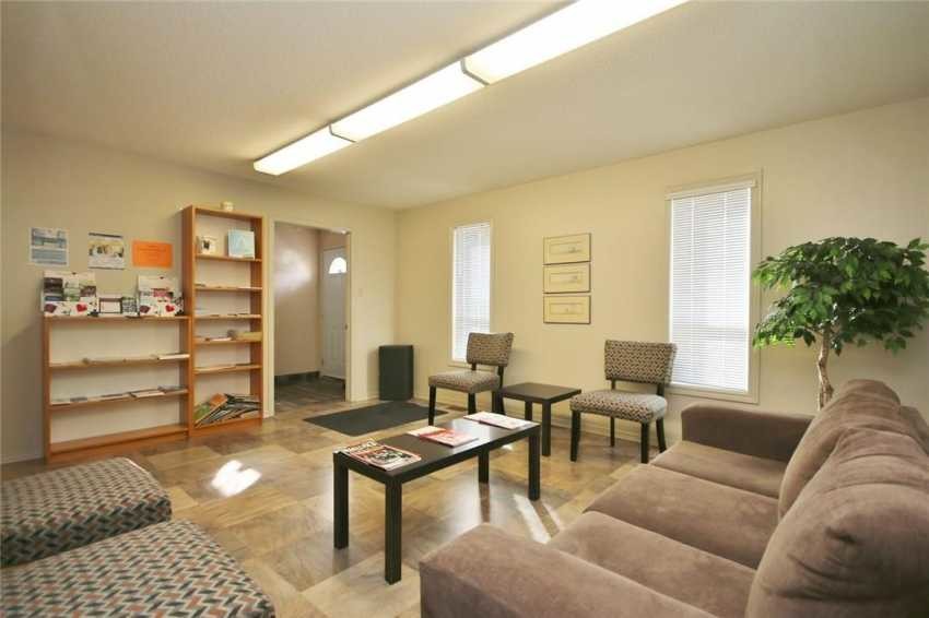 More Photos Of 1399 Ellsworth Lane, Ottawa Office For Lease