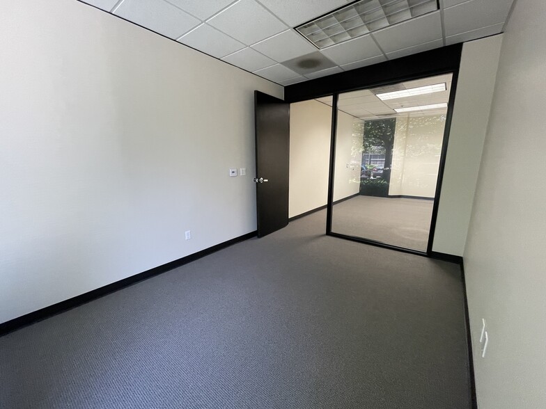 More Photos Of 1000 Apollo Way, Santa Rosa Loft Creative Space For Lease