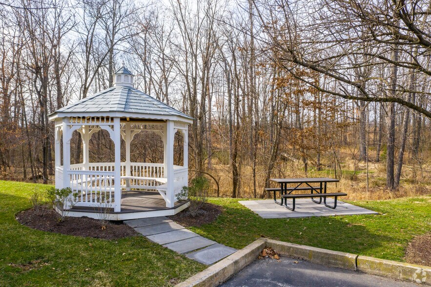 More Photos Of 211 Welsh Pool Rd, Exton Office For Lease