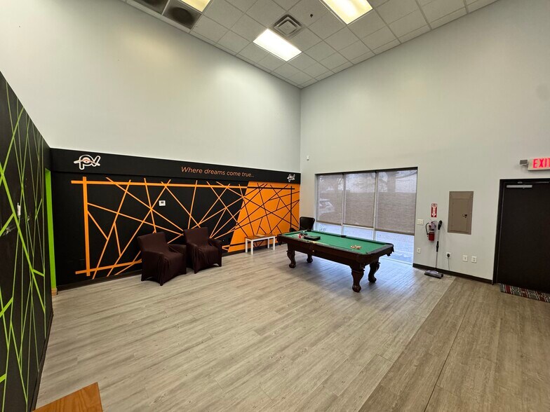 More Photos Of 2151 Consulate Dr, Orlando Loft Creative Space For Lease