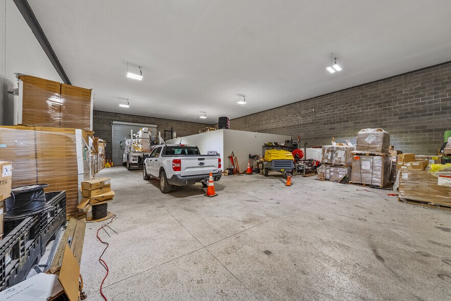 More Photos Of 1918 Bobcat Way, White City Warehouse For Sale