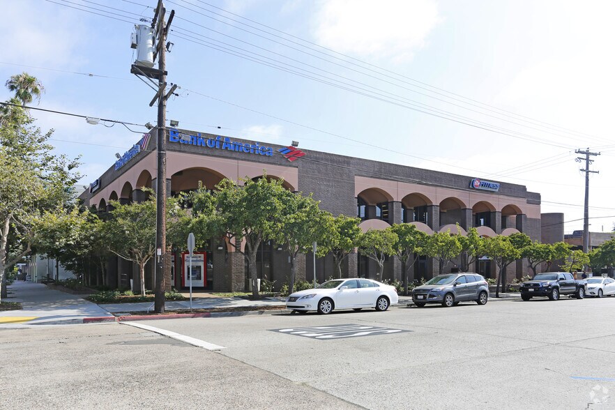 More Photos Of 7680 Girard Ave, La Jolla Office For Lease