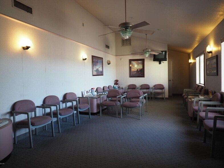 More Photos Of 1840 Mesquite Ave, Lake Havasu City Medical For Lease