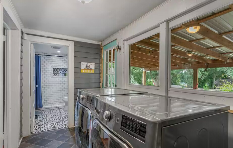 More Photos Of 308 N Main St, Travelers Rest Office For Sale