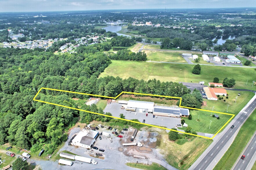More Photos Of 24904 Sussex Hwy, Seaford Freestanding For Sale