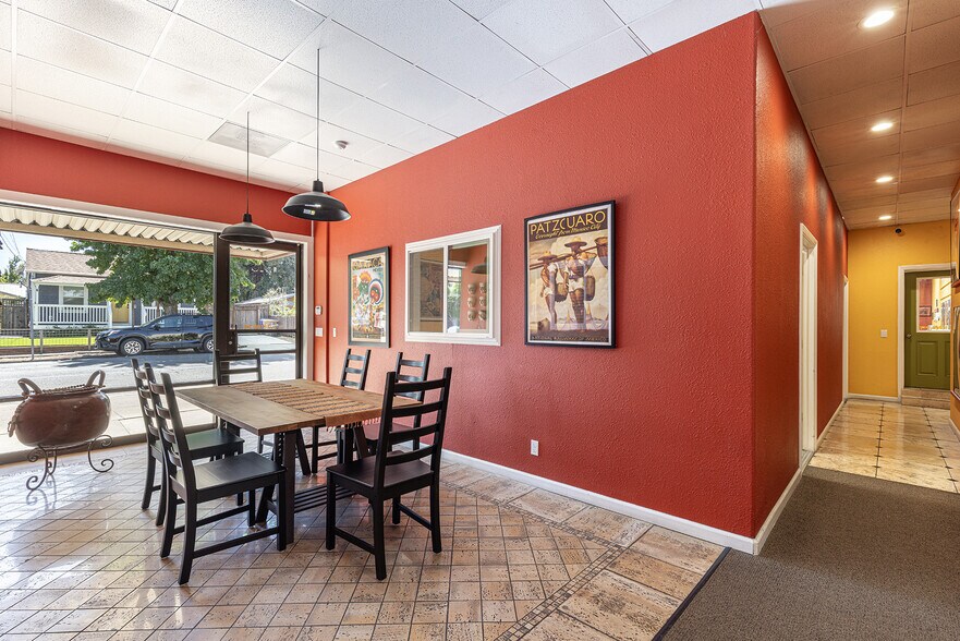 More Photos Of 1900-1924 Yajome St, Napa Warehouse For Lease