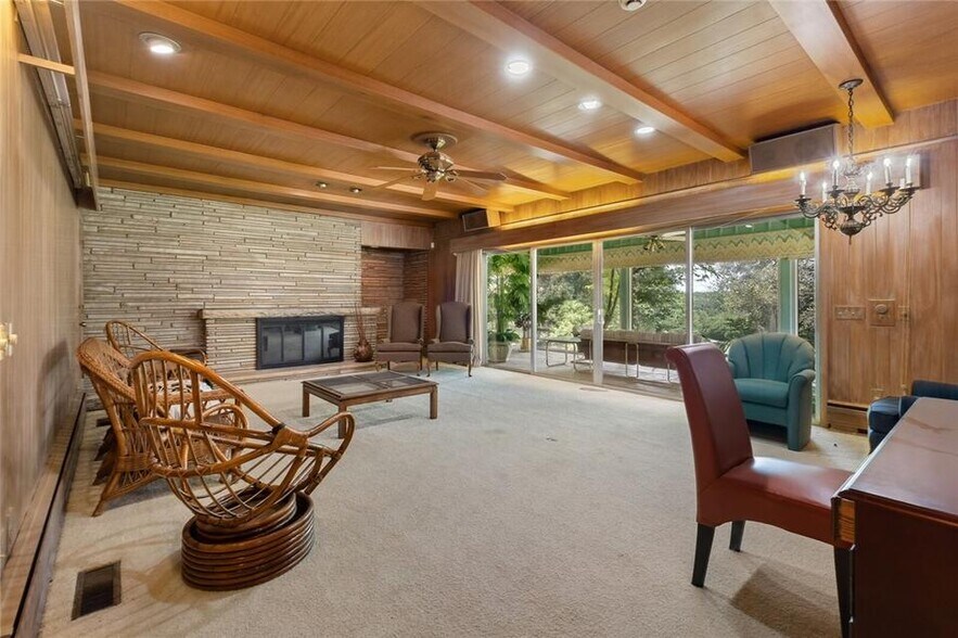 More Photos Of 1051 Peterson Dr, Decatur Specialty For Sale