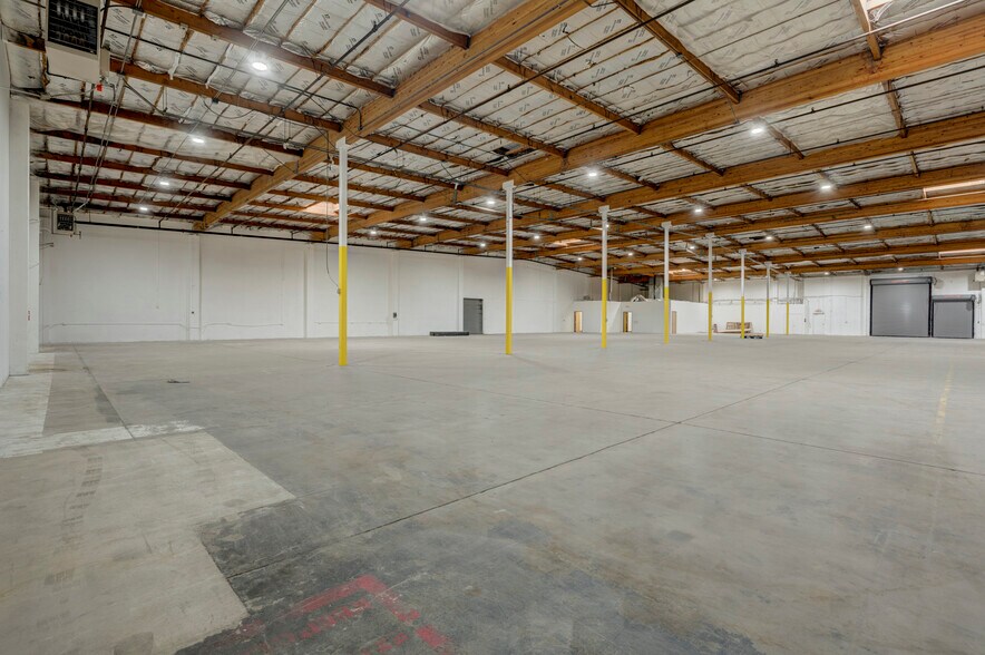 More Photos Of 575-585 Reactor Way, Reno Distribution For Lease