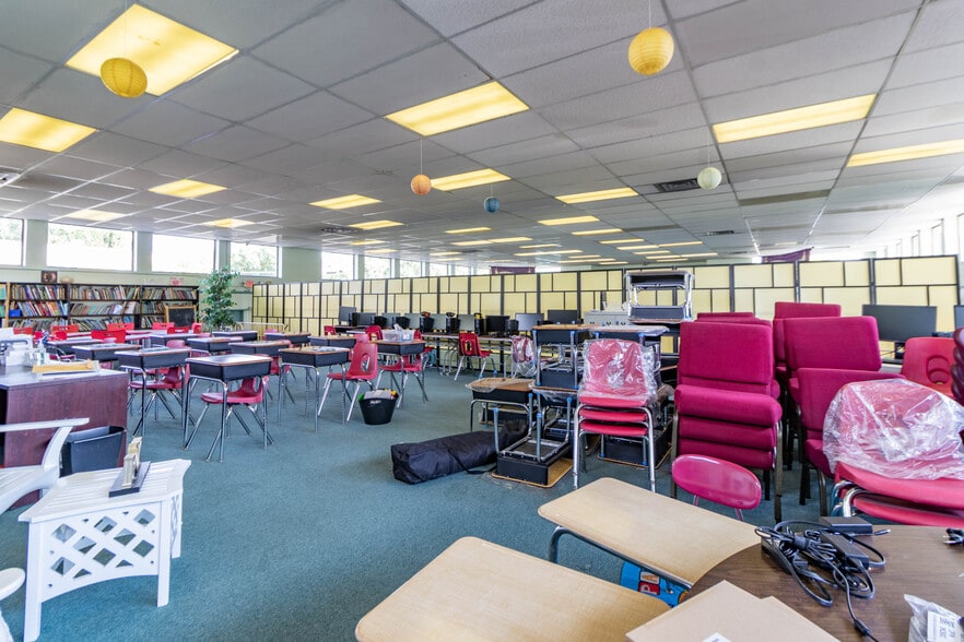 More Photos Of 1515 Section Rd, Cincinnati Religious Facility For Sale