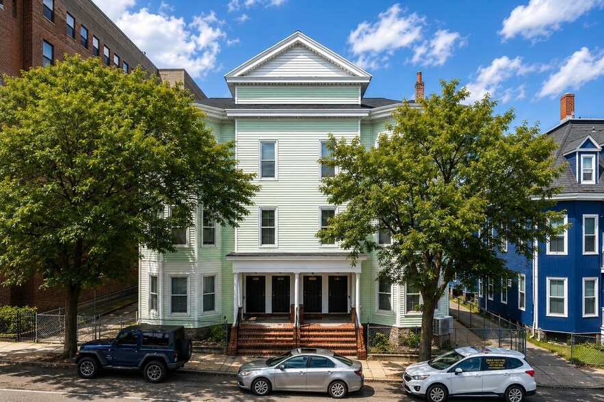 Primary Photo Of 342 Bowdoin St, Boston Multifamily For Sale