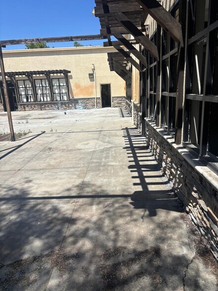 More Photos Of 29275 Santiago Rd, Temecula Schools For Sale
