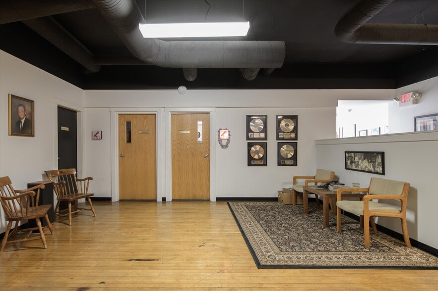 More Photos Of , Brattleboro Unknown For Sale