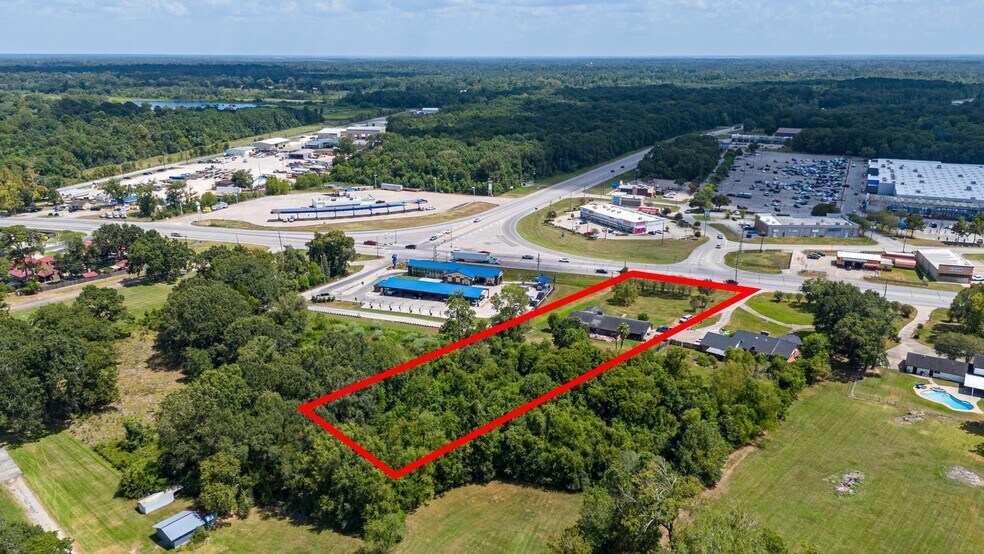 More Photos Of 3013 N Main St, Liberty Land For Sale