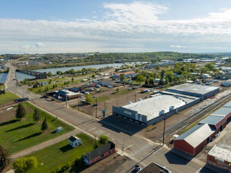 Primary Photo Of 901 9th St N, Great Falls Showroom For Sale