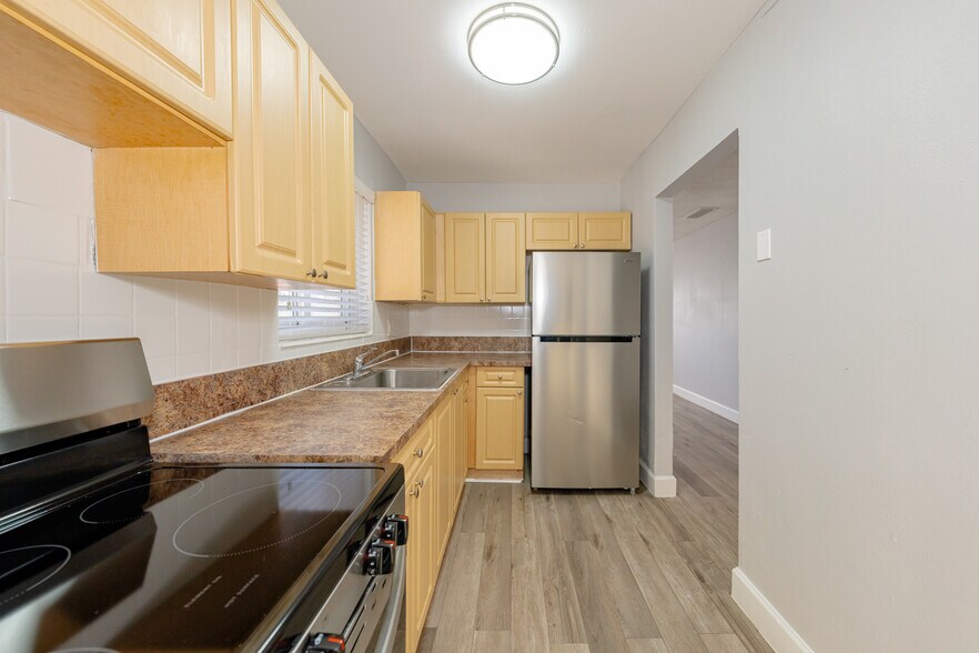More Photos Of 1701 NW 58th Ter, Sunrise Apartments For Sale