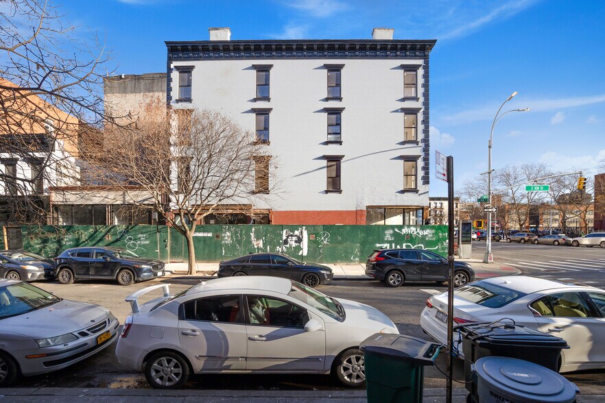 More Photos Of 1966 Third Ave, New York Storefront Retail Residential For Lease
