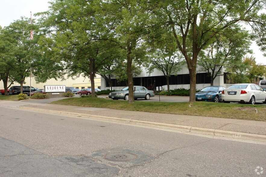 More Photos Of 118 W 60th St, Minneapolis Manufacturing For Sale