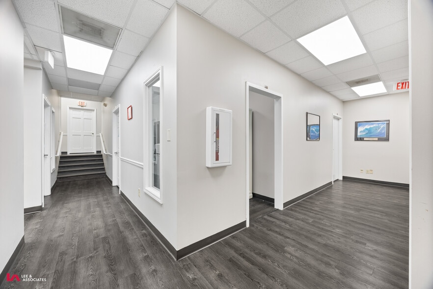 More Photos Of 1400 Montreal Rd, Tucker Medical For Lease