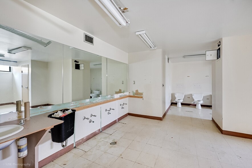 More Photos Of 2762 Caldwell Rd NE, Brookhaven Distribution For Lease