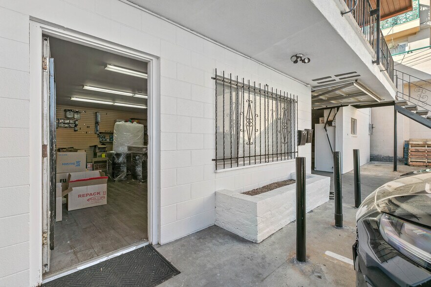 More Photos Of 1134 E Colorado St, Glendale Freestanding For Sale