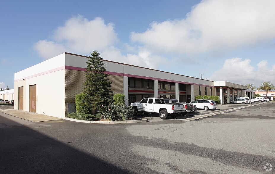 More Photos Of 10020 Indiana Ave, Riverside Unknown For Lease