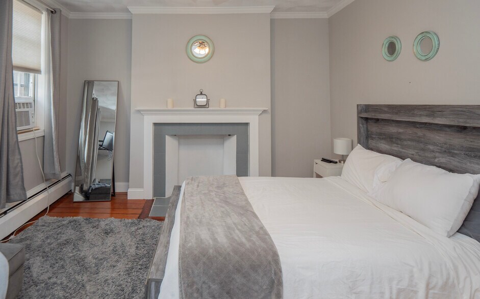More Photos Of , Newport Multifamily For Sale