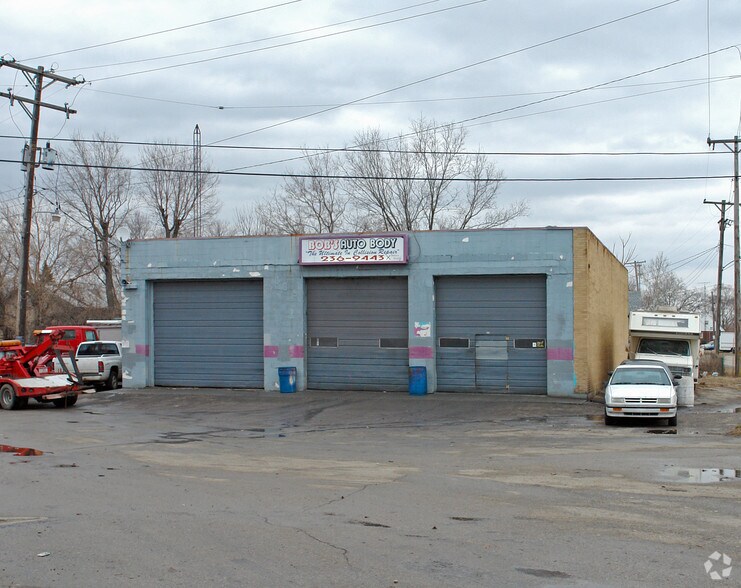More Photos Of 1809 Valley St, Dayton Auto Repair For Sale