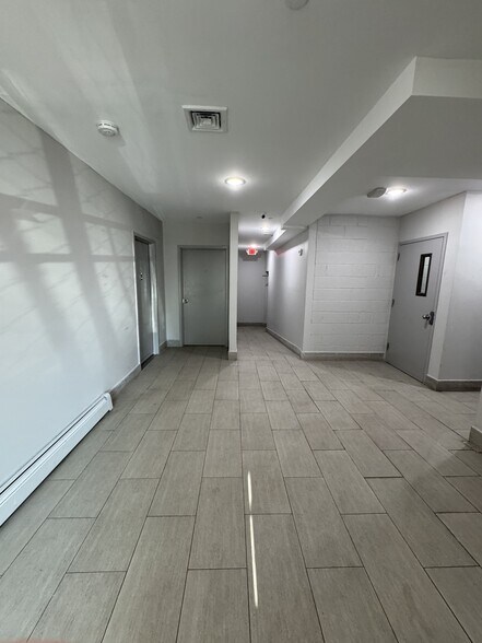 More Photos Of 3573 Laconia Ave, Bronx Apartments For Sale
