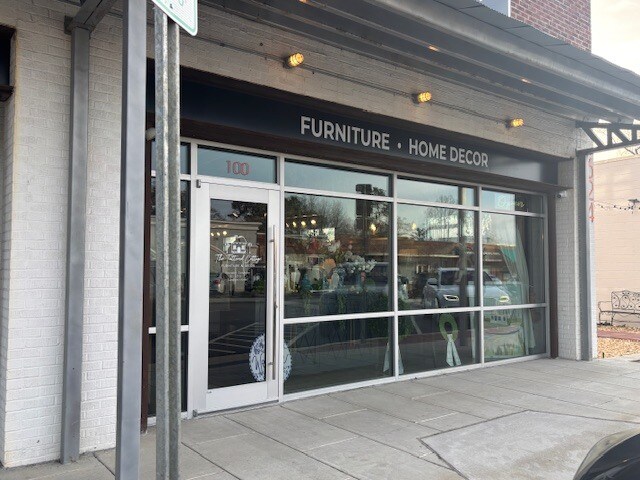 More Photos Of 624-626 New Bridge St, Jacksonville Storefront Retail Office For Lease