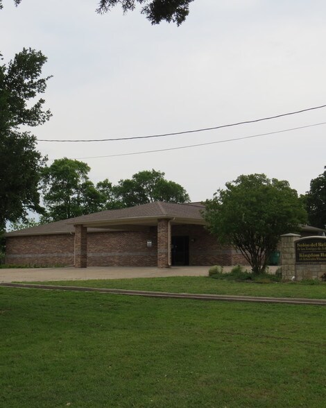 More Photos Of 626 W Main St, Fairfield Lodge Meeting Hall For Lease