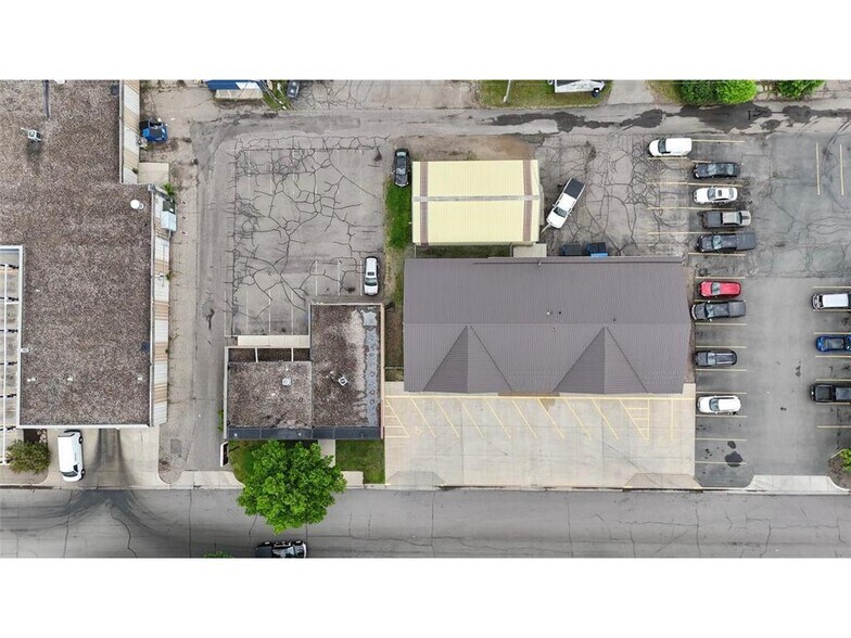 More Photos Of 32 32nd Ave S, Saint Cloud Office For Sale