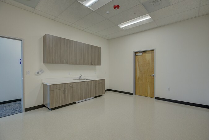 More Photos Of 4810 Fite Ct, Stockton Warehouse For Lease