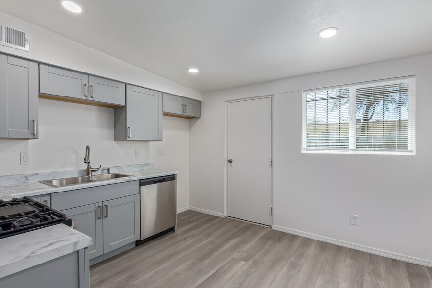 More Photos Of 254 N Melwood Ave, Tucson Apartments For Sale