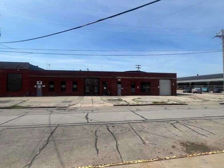More Photos Of 601-603 L St, Lincoln Unknown For Lease