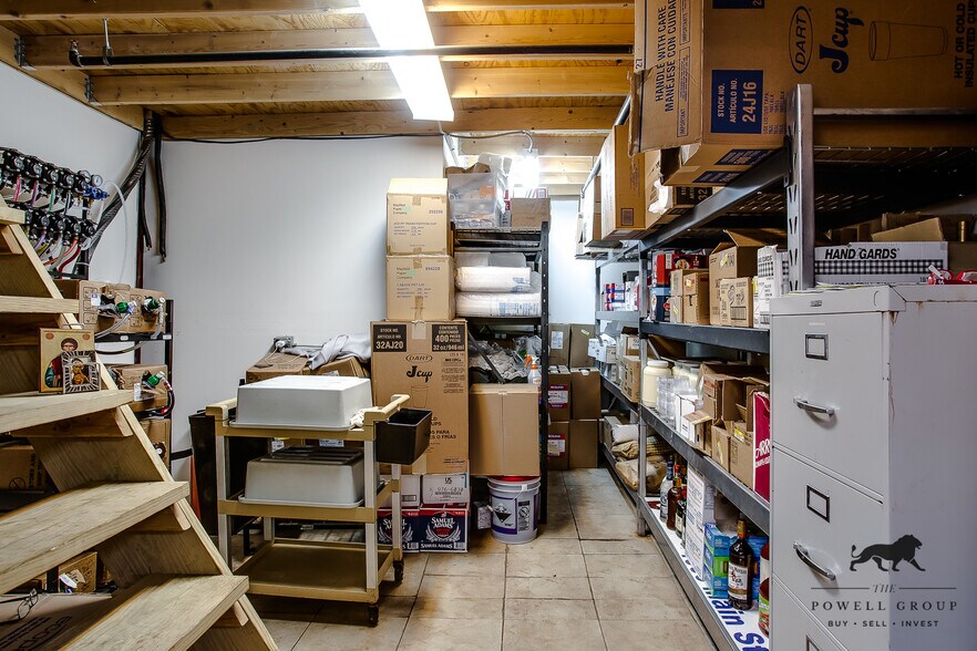 More Photos Of 701 E 50th St, Lubbock Restaurant For Sale