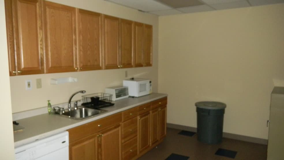More Photos Of 849 Quince Orchard Blvd, Gaithersburg Medical For Lease