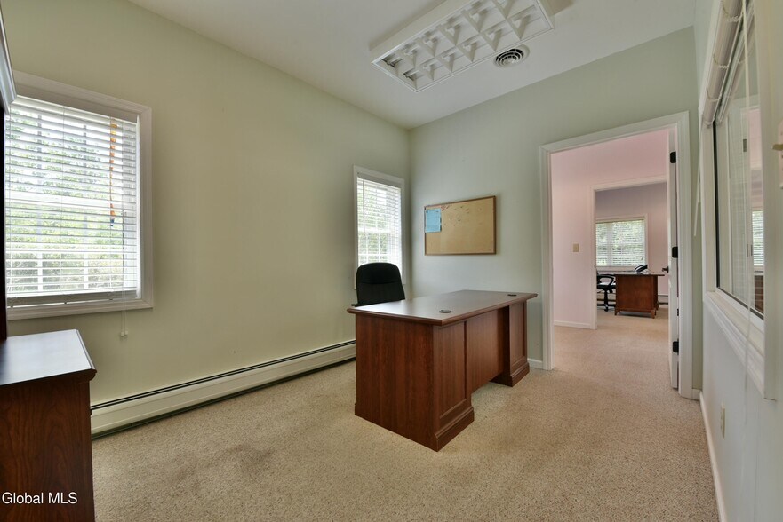 More Photos Of 410 Ridge Rd, Broadalbin Freestanding For Sale