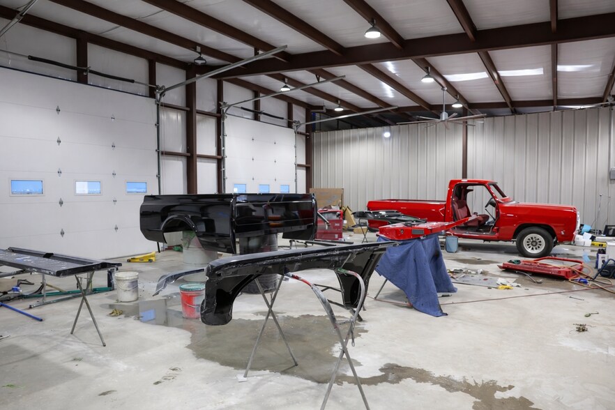 More Photos Of 395 US Highway 180 E, Seminole Industrial For Sale