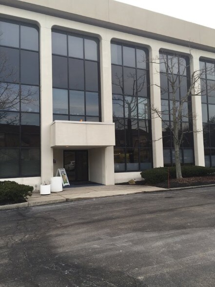 More Photos Of 415 Glensprings Dr, Springdale Medical For Lease