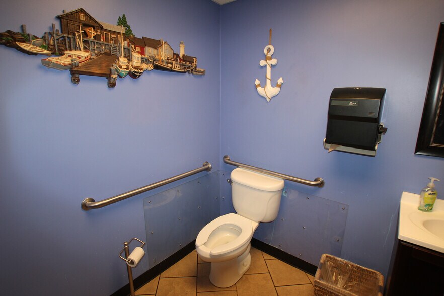 More Photos Of 3212 Lake Ave, Rochester Storefront Retail Residential For Sale