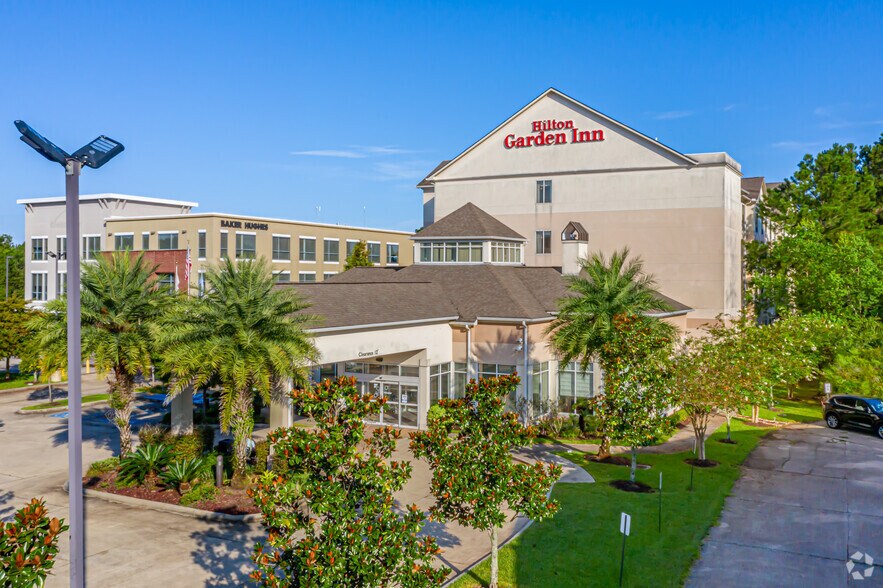 More Photos Of 350 Holiday Square Blvd, Covington Hotel For Sale