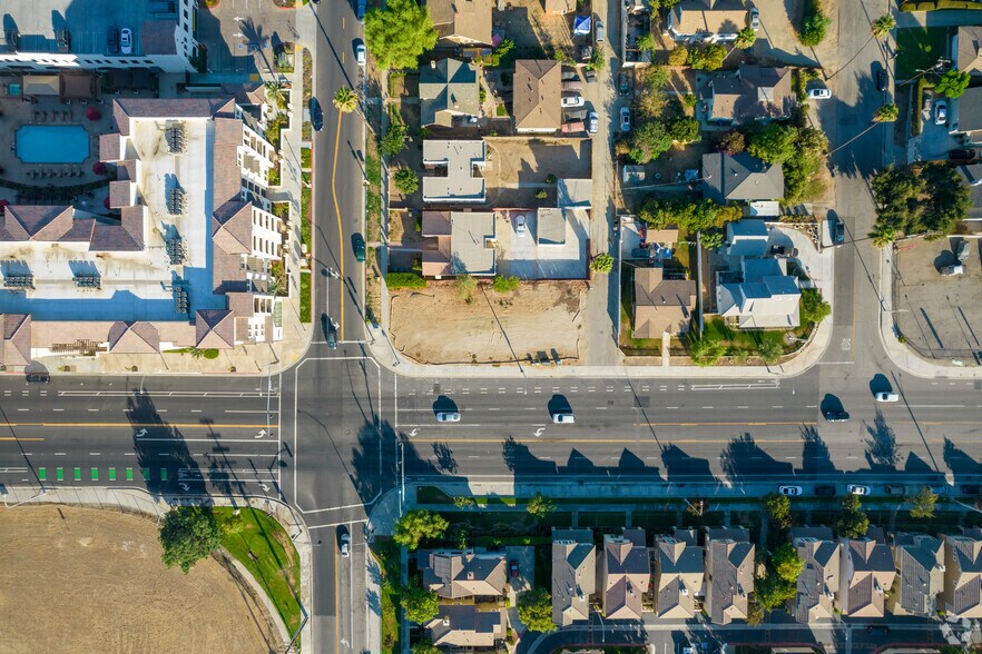 More Photos Of 3071 Market St, Riverside Land For Sale