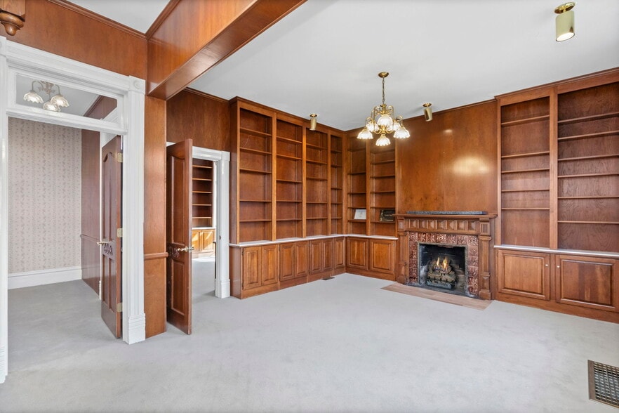 More Photos Of 2103 Evans Ave, Cheyenne Office For Lease