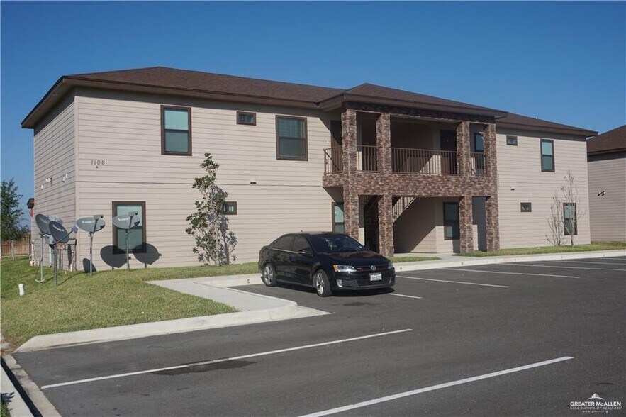 1112 W Eisenhower St, Pharr, TX 78577 Apartments For Sale