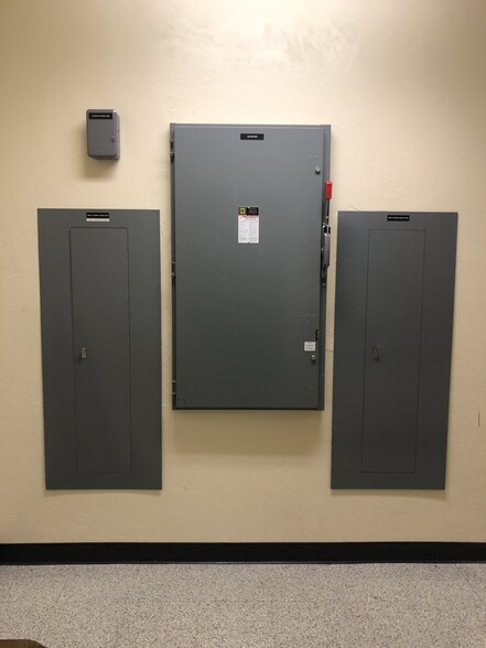 More Photos Of 1416 W 7th Ave, Eugene Freestanding For Lease