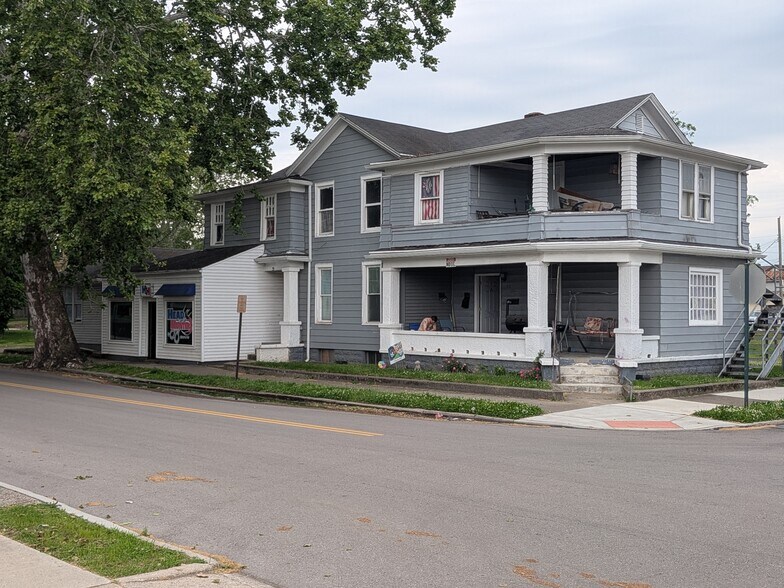 Primary Photo Of 28 Curtis St, Middletown Apartments For Sale