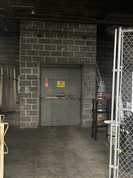 More Photos Of 5417 Oakley Ave, Hammond Warehouse For Sale