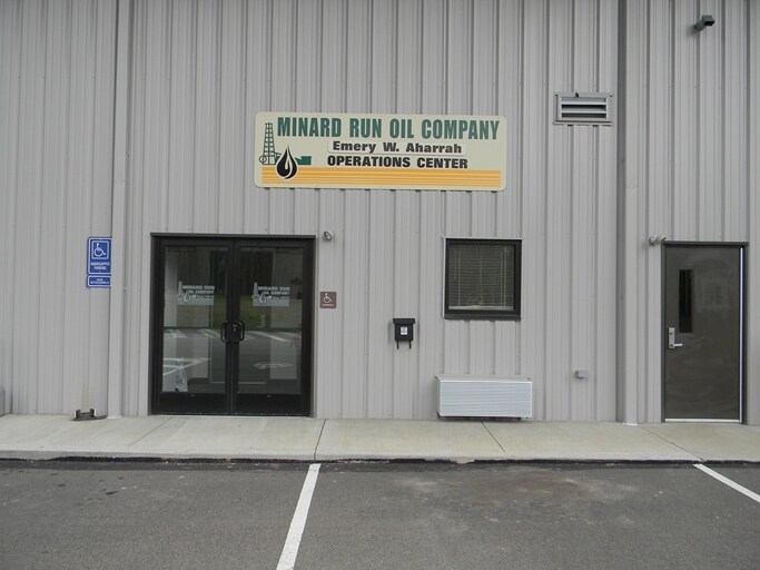 More Photos Of 212 Airport Rd, Lewis Run Warehouse For Lease