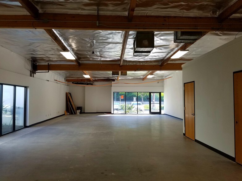 More Photos Of 27801 La Paz Rd, Laguna Niguel Showroom For Lease