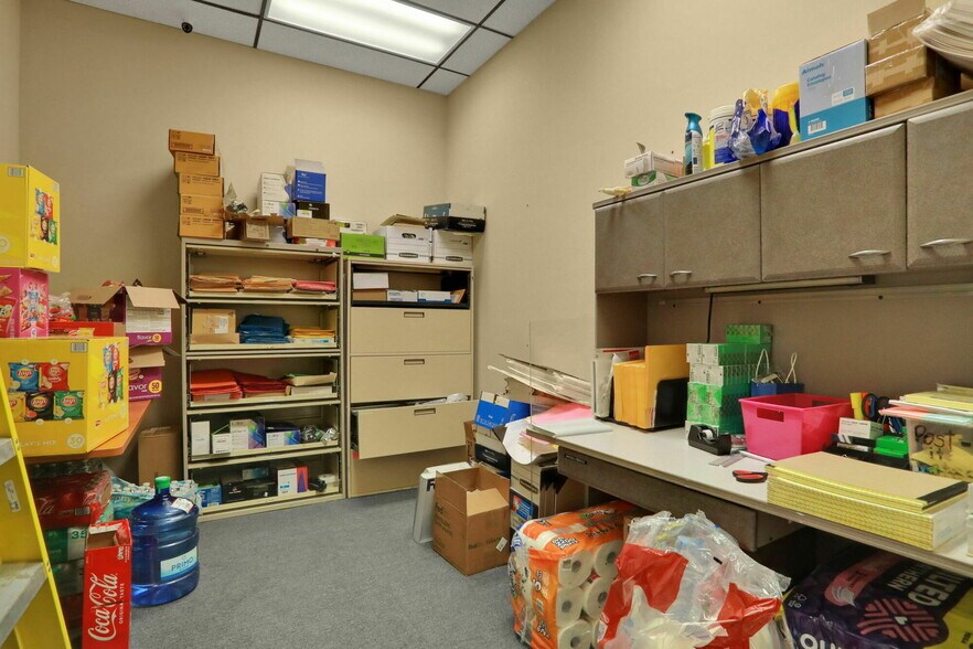 More Photos Of 12428 San Jose Blvd, Jacksonville Office For Sale